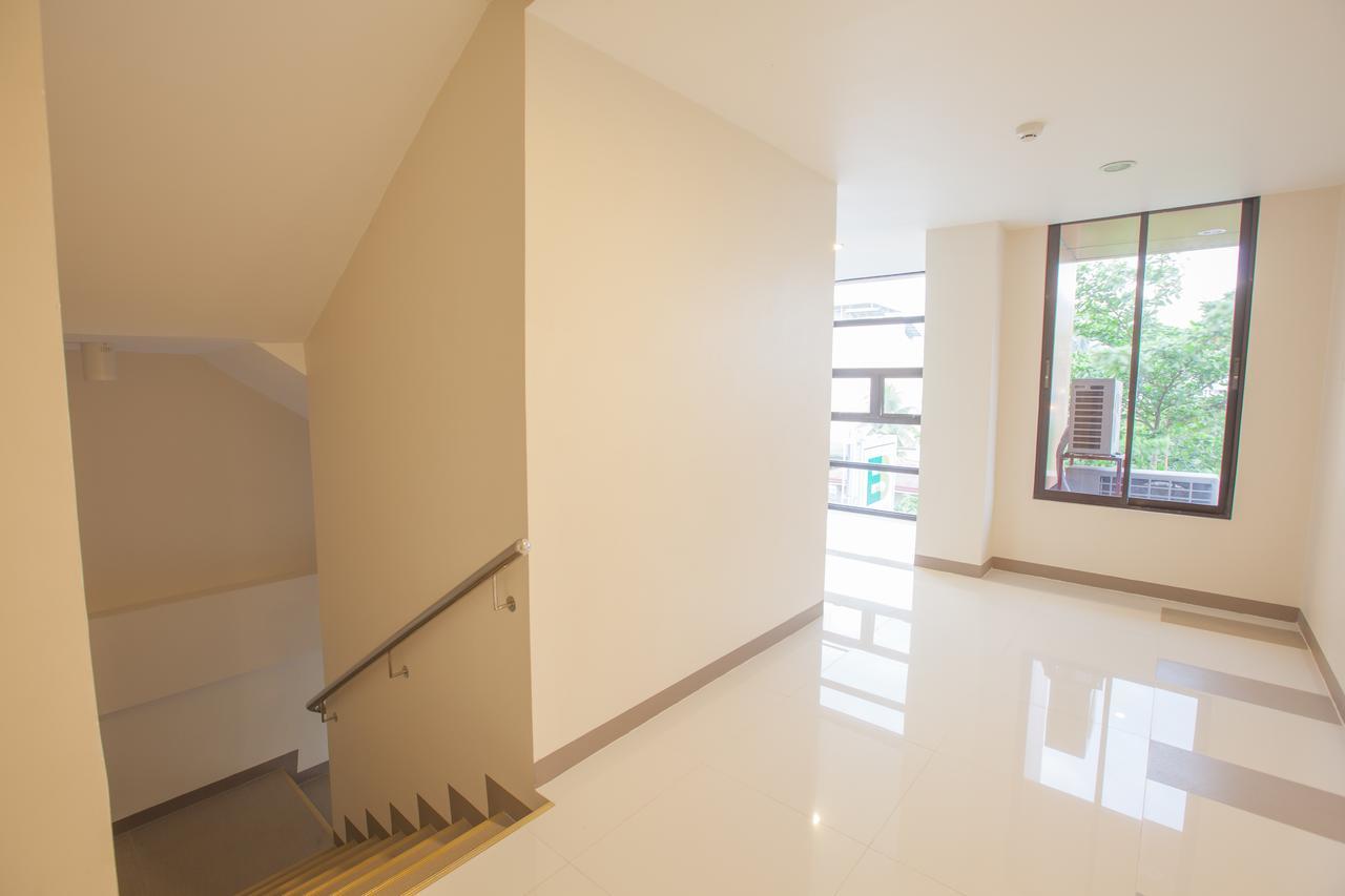 Emerald Suites Cdo Cagayan de Oro Esterno foto